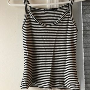 Brandy Melville cropped tank-